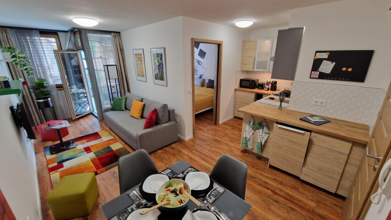 Downtown Cube Apartment Будапеща Екстериор снимка