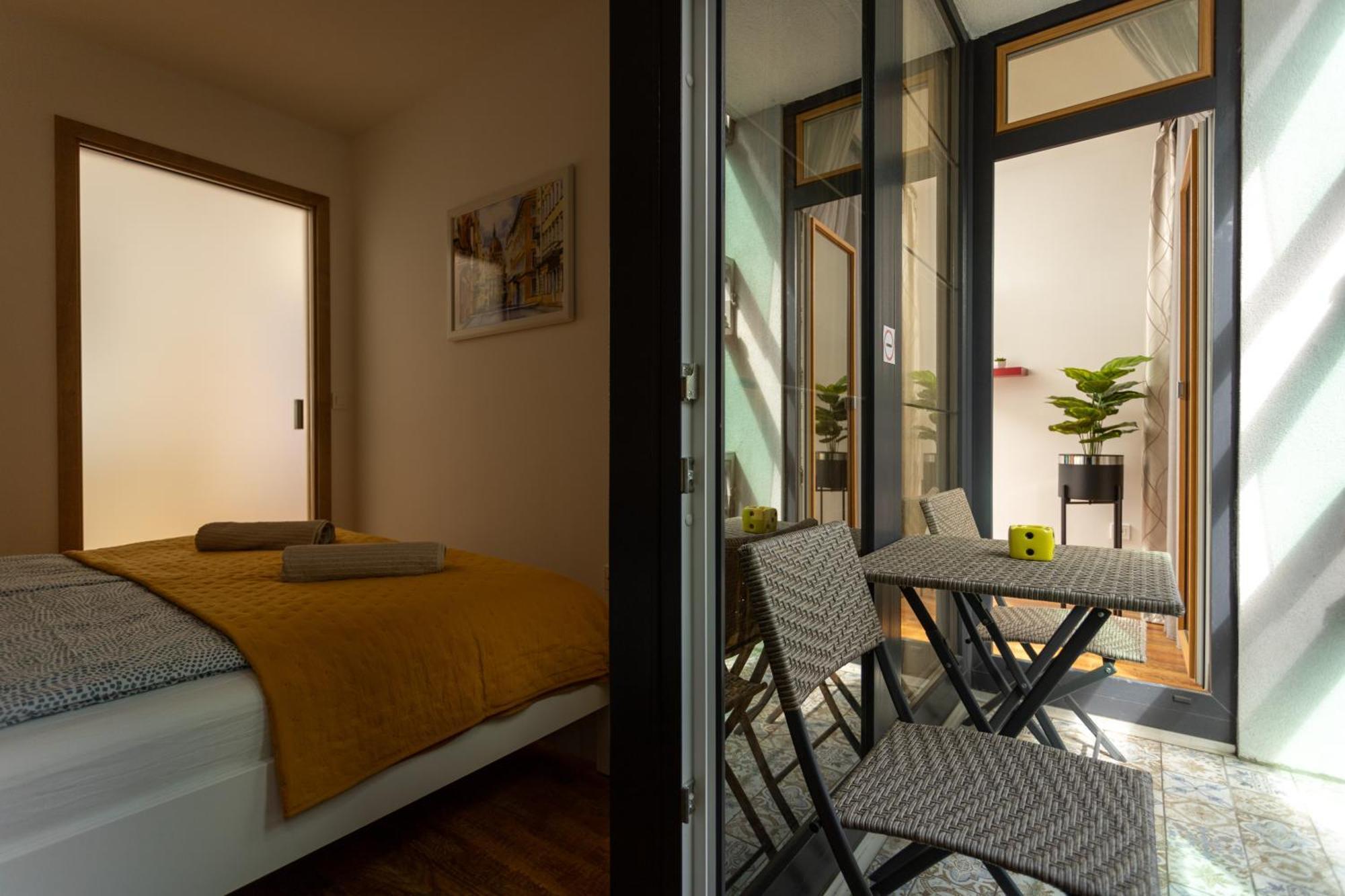 Downtown Cube Apartment Будапеща Екстериор снимка